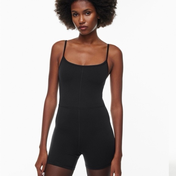 NEW Aritzia Wilfred Women’s Free Divinity 7" Romper Black - Picture 10 of 15